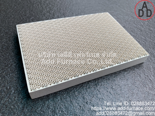 SLWT 93x132x13mm honeycomb ceramic 1